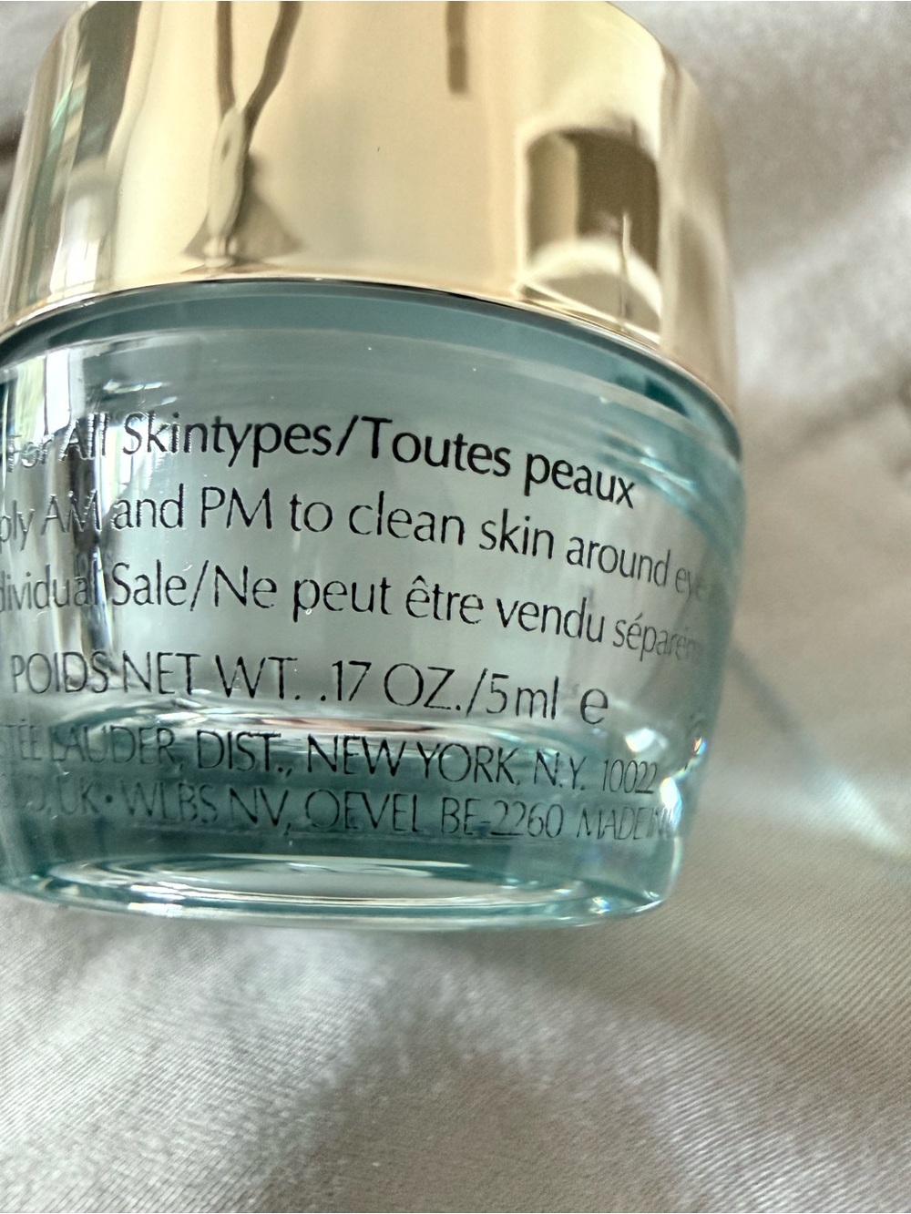 Estee Lauder DayWear Eye Cream - Light Blue Jar with Gold Cap - Picture 2 of 2
